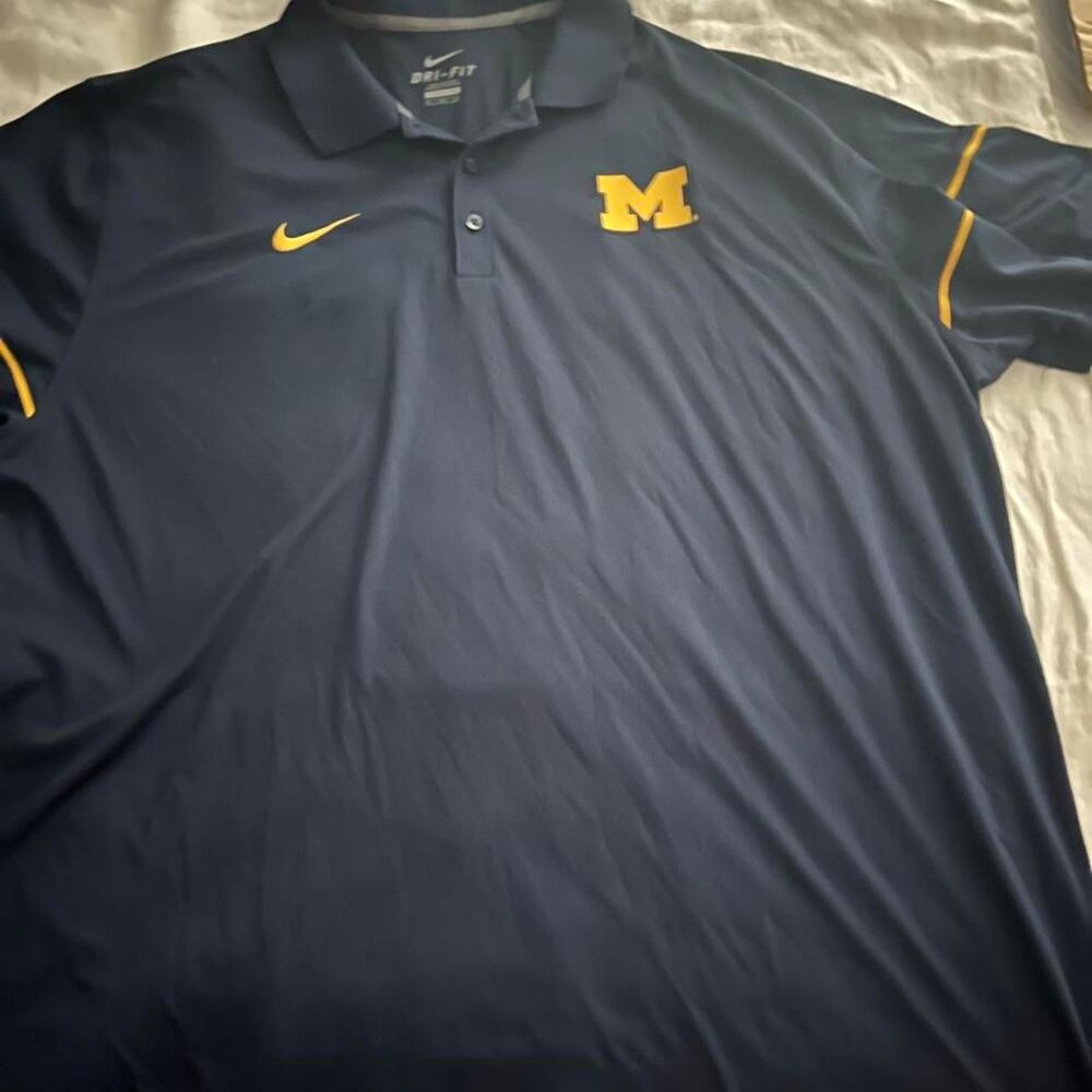 Nike Men's Navy Polo-shirts